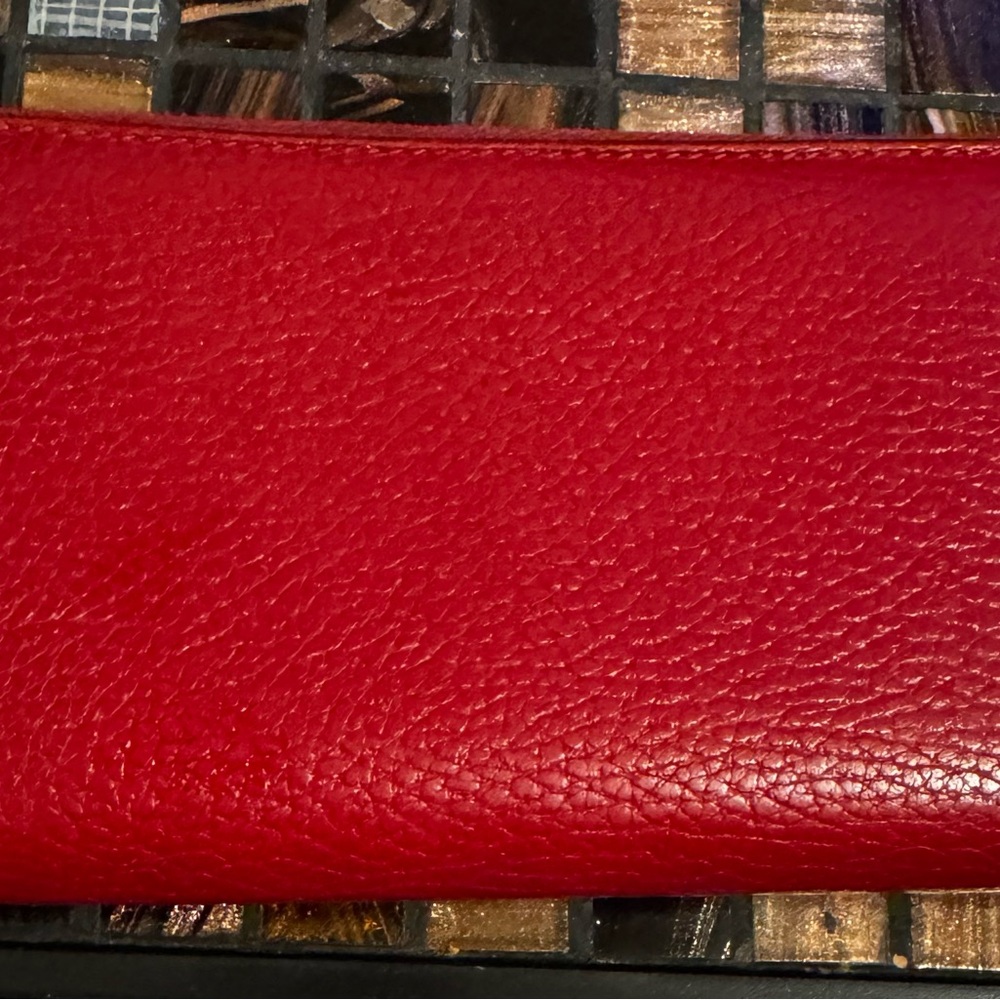 Gucci Wallet ( RED ) - Picture 2 of 3